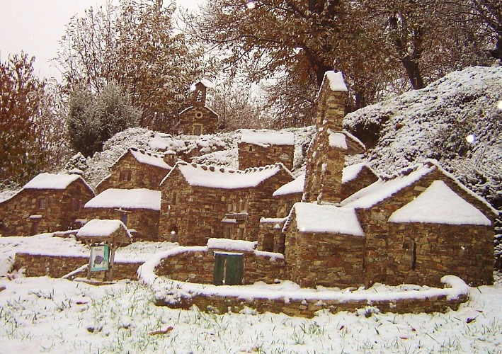 "Le Ron des Fades (Feenfelsen)"