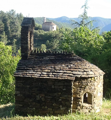 "Le Ron des Fades (Feenfelsen)"