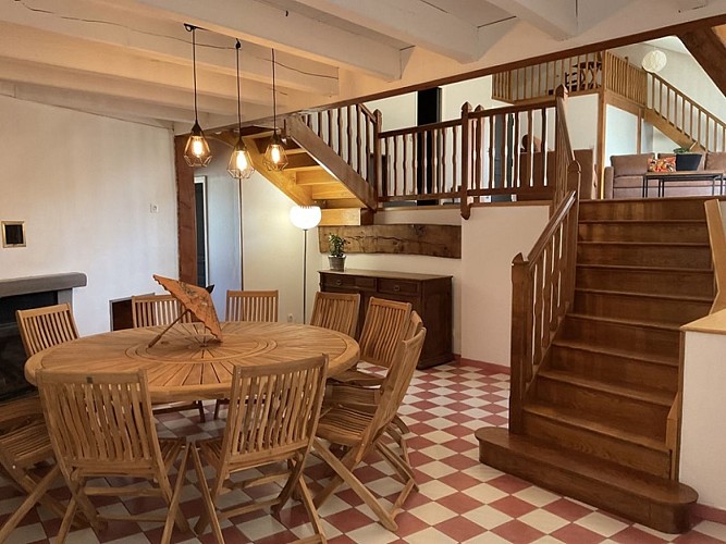 salle à manger Pierre de soleil