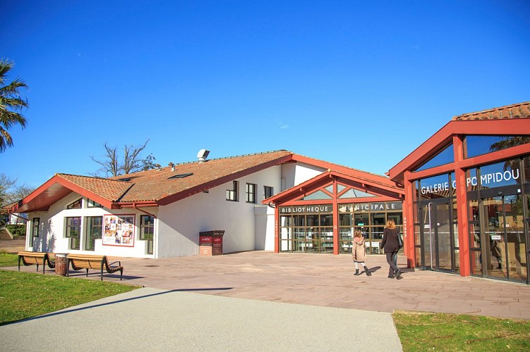 1B_1097 Bibliothèque Municipale 06/02/19