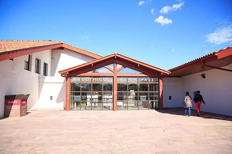 Bibliothèque Quintaou