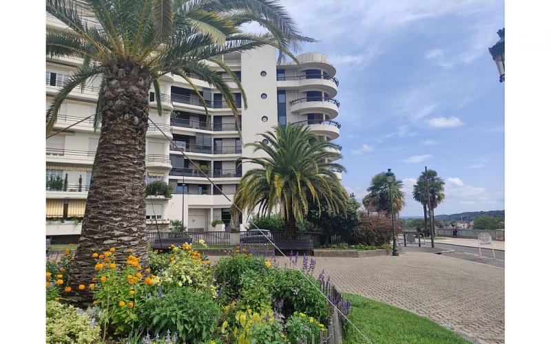 square-george-V-pau-04 - Pau Pyrénées Tourisme - PL