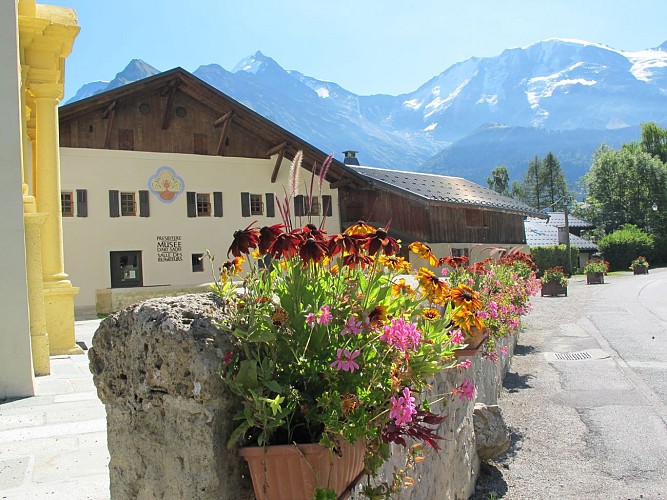 Ausstellung „De fil, de bois et d'or“ - Ständige Sammlung