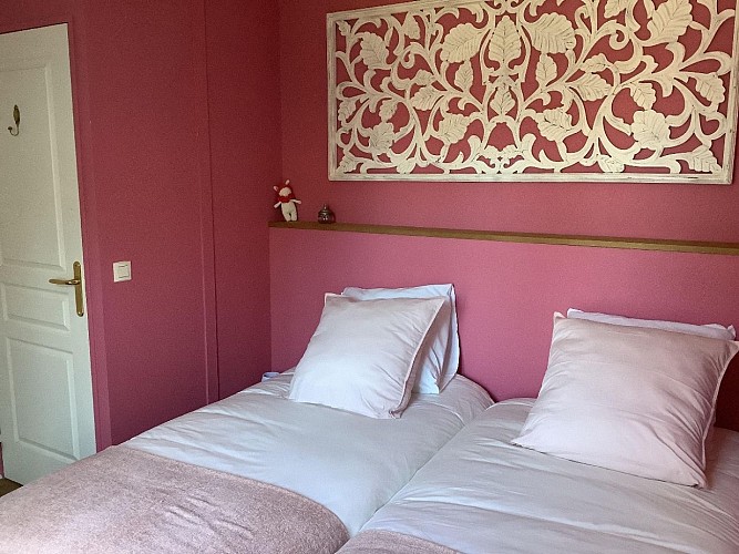 CHAMBRE ROSE 2