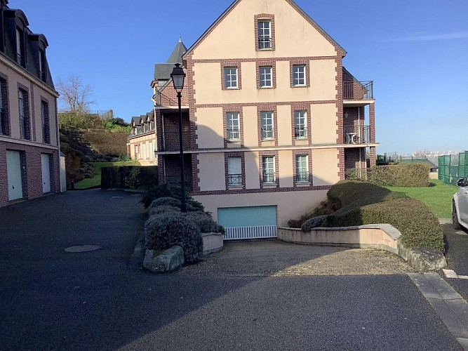 entree parking sous sol