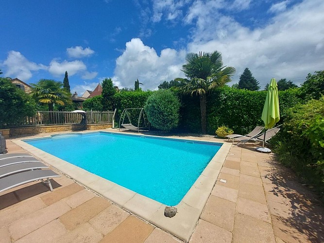 Villa le Lébérou avec piscine à Sarlat