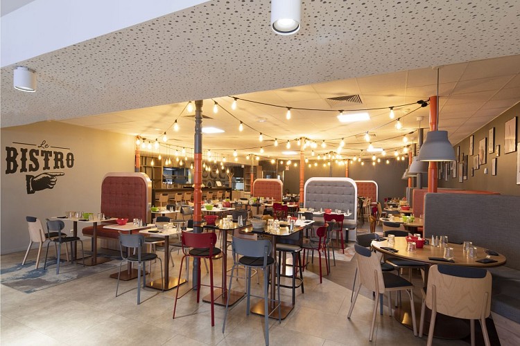 LE BISTRO