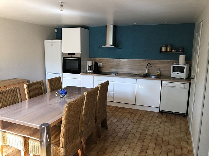 meuble-entre-terre-et-mer-fermanville-1