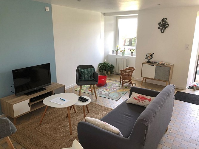 meuble-entre-terre-et-mer-fermanville-0