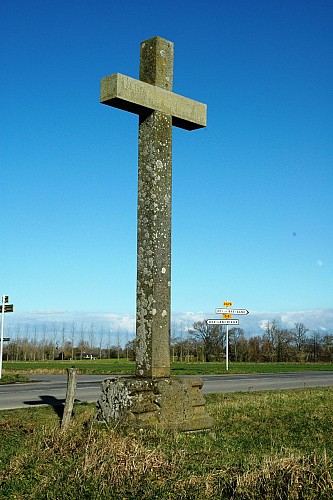 croix du bois au coq - ©OT SMBMSM