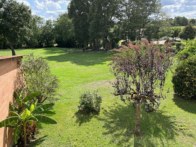 Gîte-Jude-Montpon-vue-parc