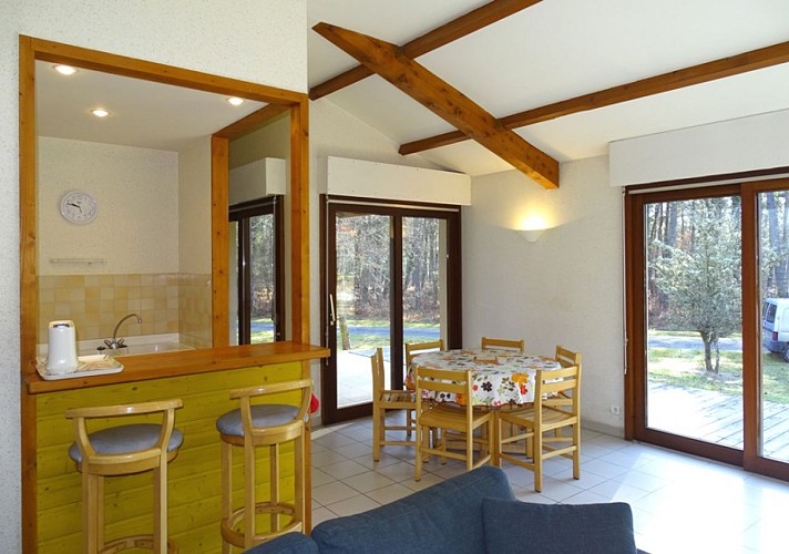 HLOAQU047FS000I8_grande3