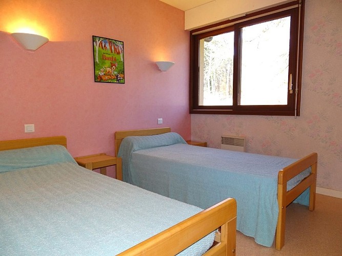 HLOAQU047FS000I8_grande8