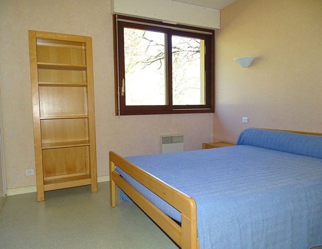 HLOAQU047FS000I8_grande9