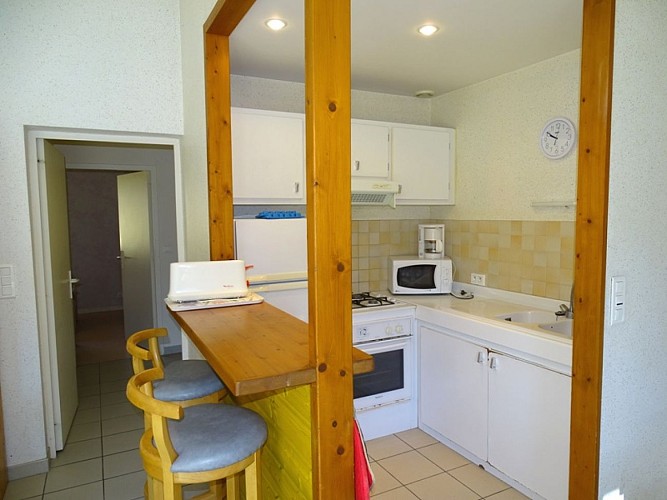 HLOAQU047FS000I8_grande4