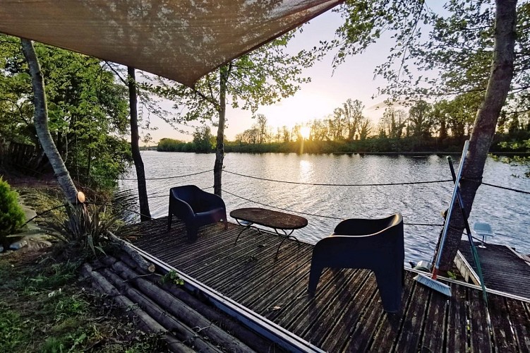 HLOAQU047V50LCYK_AIGUILLON_01