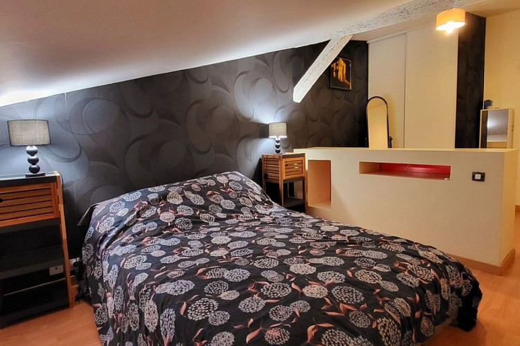 HLOAQU047V50LCYK_AIGUILLON_07