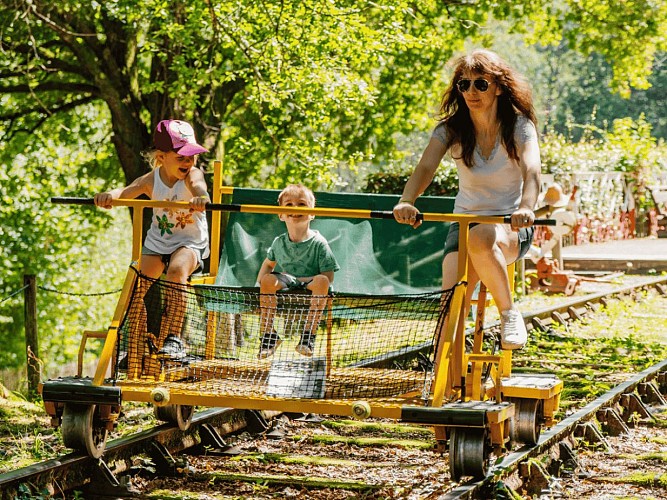 Vélorail - Espace-Hermeline - Bussière-Galant