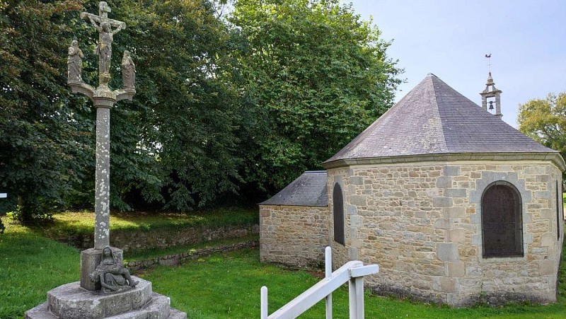 Calvaire - Chapelle Notre-Dame de Prat-Coulm