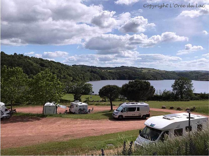 Aire de service et de stationnemement Camping-cars