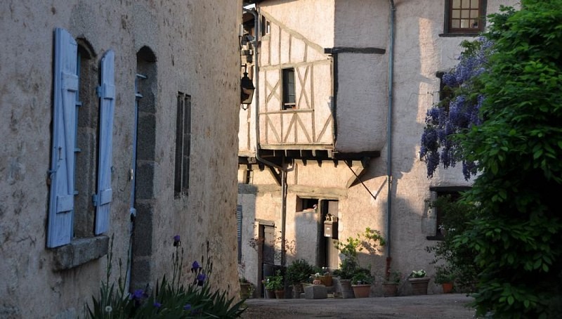 Village de caractère - Saint-Haon-le-Châtel