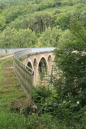 Le viaduc de la Thuilière