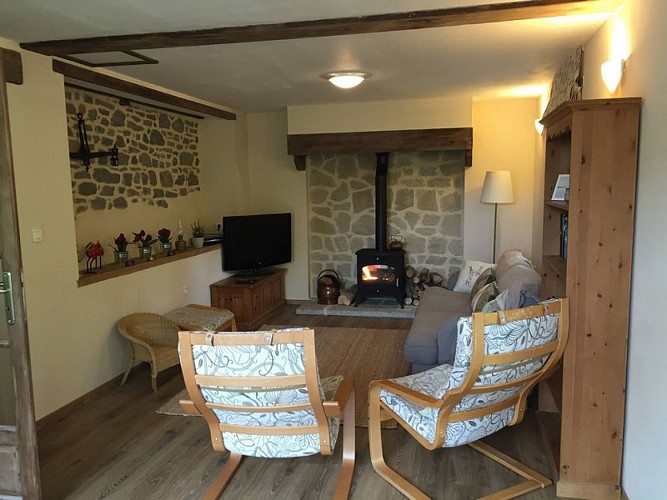 sourdeval-les-bois-meuble-watts (2)