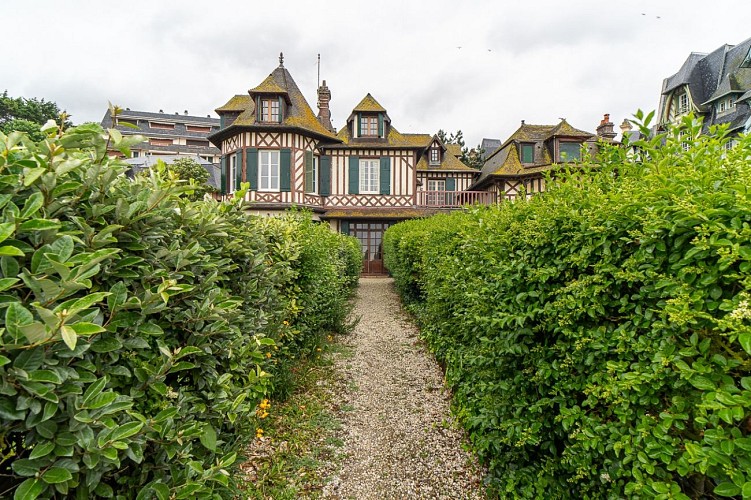 3DiversManoirAllée65