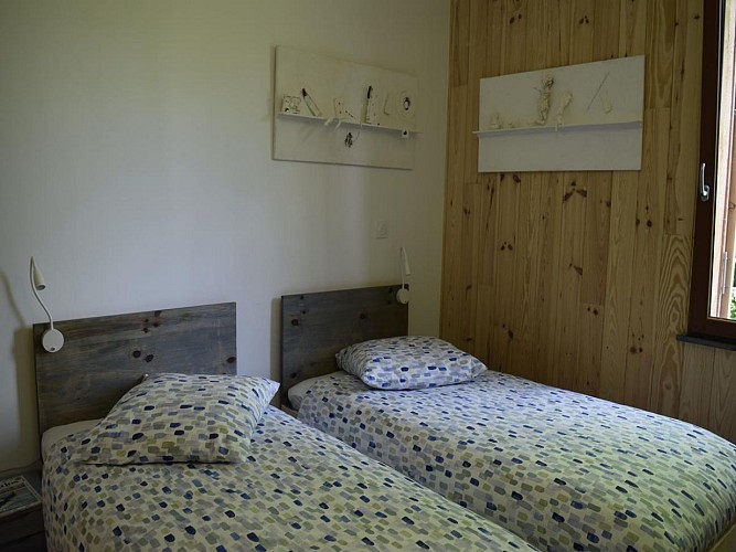 Chalet Le Randonneur - chambre 2 lits - La Villette