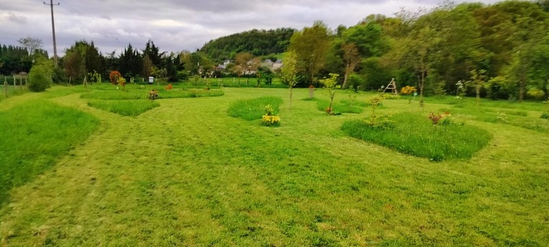 Aire de stationnement camping car_Vouvray sur Loir