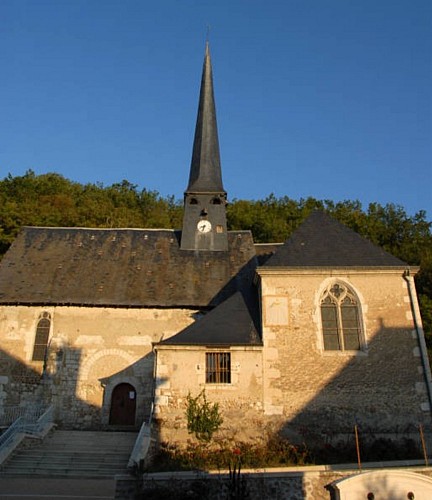 Aire de stationnement camping car_Vouvray sur Loir