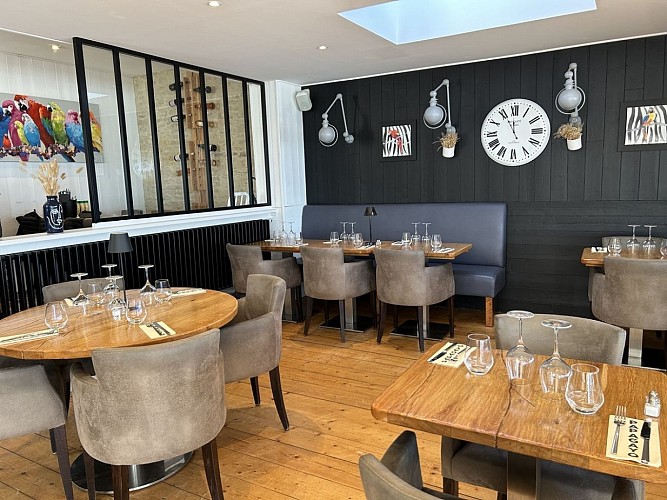 Papagayo-salle-verrière-Saint-Aubin