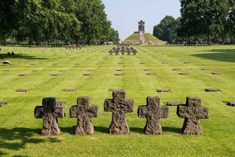 Cimetière militaire allemand de La Cambe