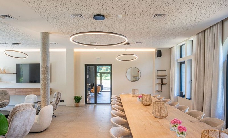 Salle a manger chateau de winerotte