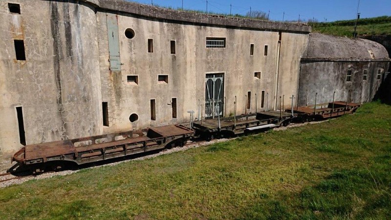 UXEGNEY FORT