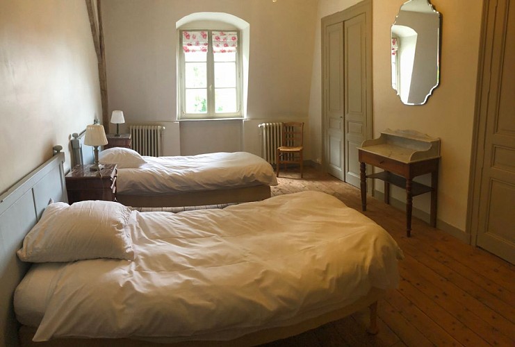 Chambre d'hôte les Glycines chambre Savoie