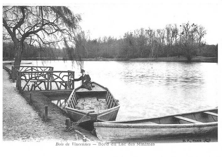 Location de barques sur le lac des Minimes