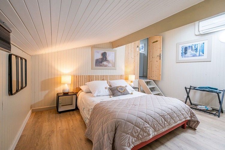 Monflanquin_Chambre d'hôtes de La Rouquette (chambre Anaïs)