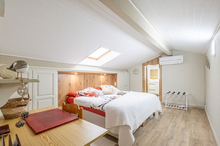 Chambre Cyrielle (2)