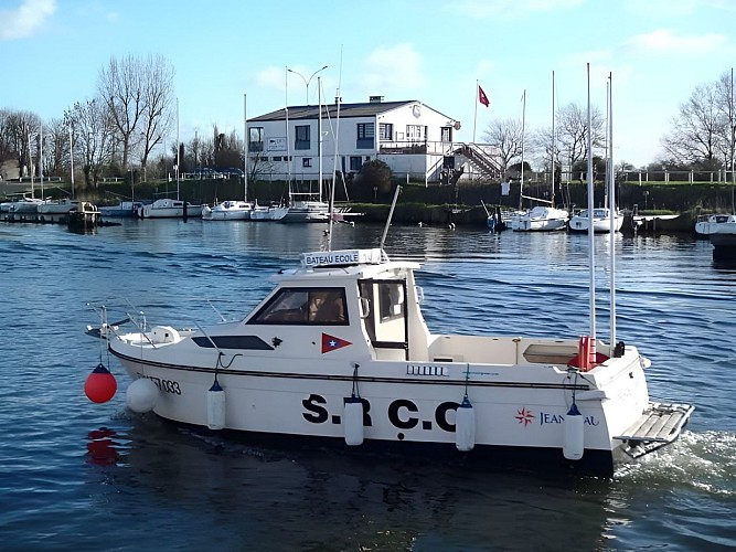 Bateau école