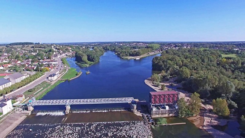 Panorama de la confluence des cours d'eau - Decize