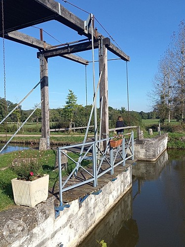 canal Dirol pont levi (1)