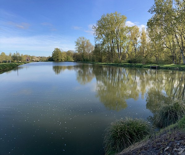 Achun Chavance Gare d eau