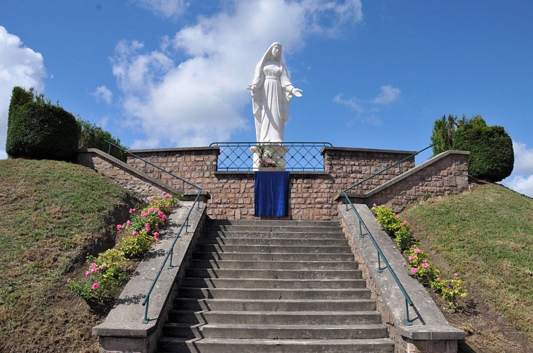 NOtre Dame du Nivernais