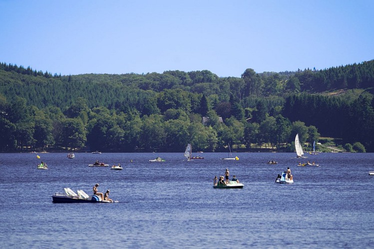 Lac des Settons activités nautiques