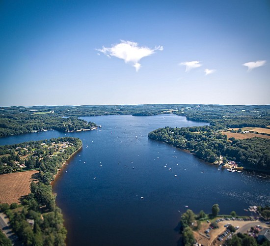 Lac des Settons vue drone 2