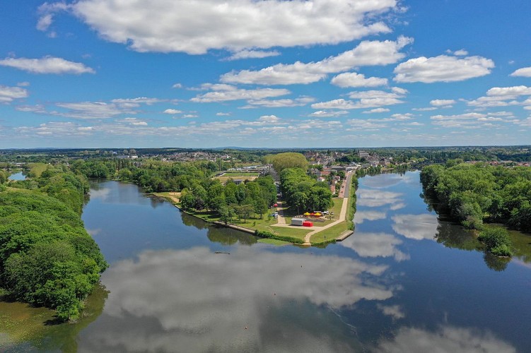 Panorama de la confluence des cours d'eau - Decize