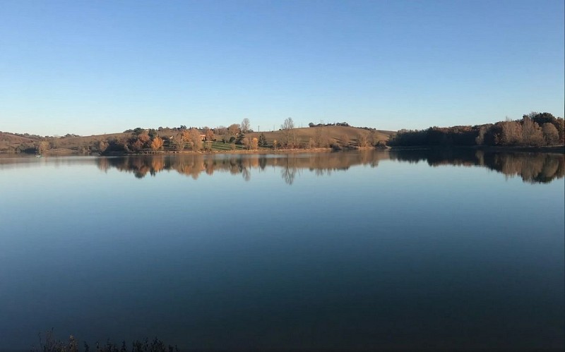 Lac de la retenue de Briax