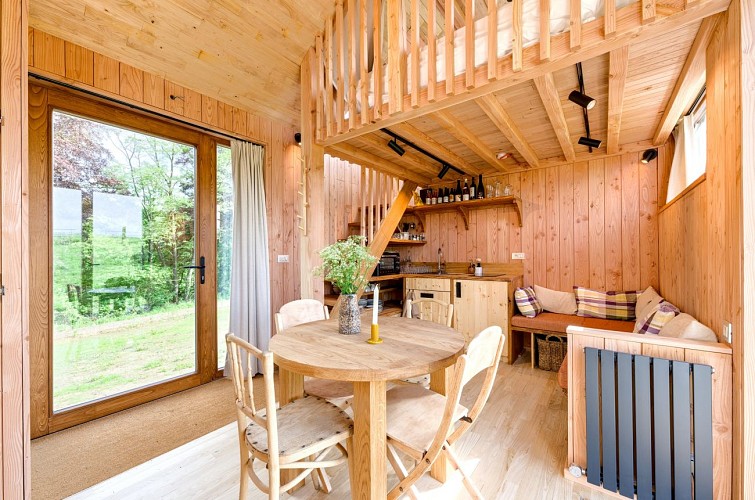 268486_01-ledomainedestroistilleuls-cabanes champetres_2592x1717