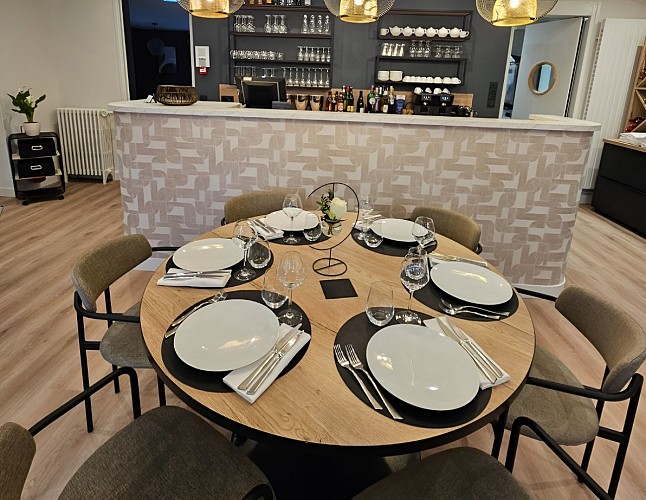 la-table-d-hotes-salle-2